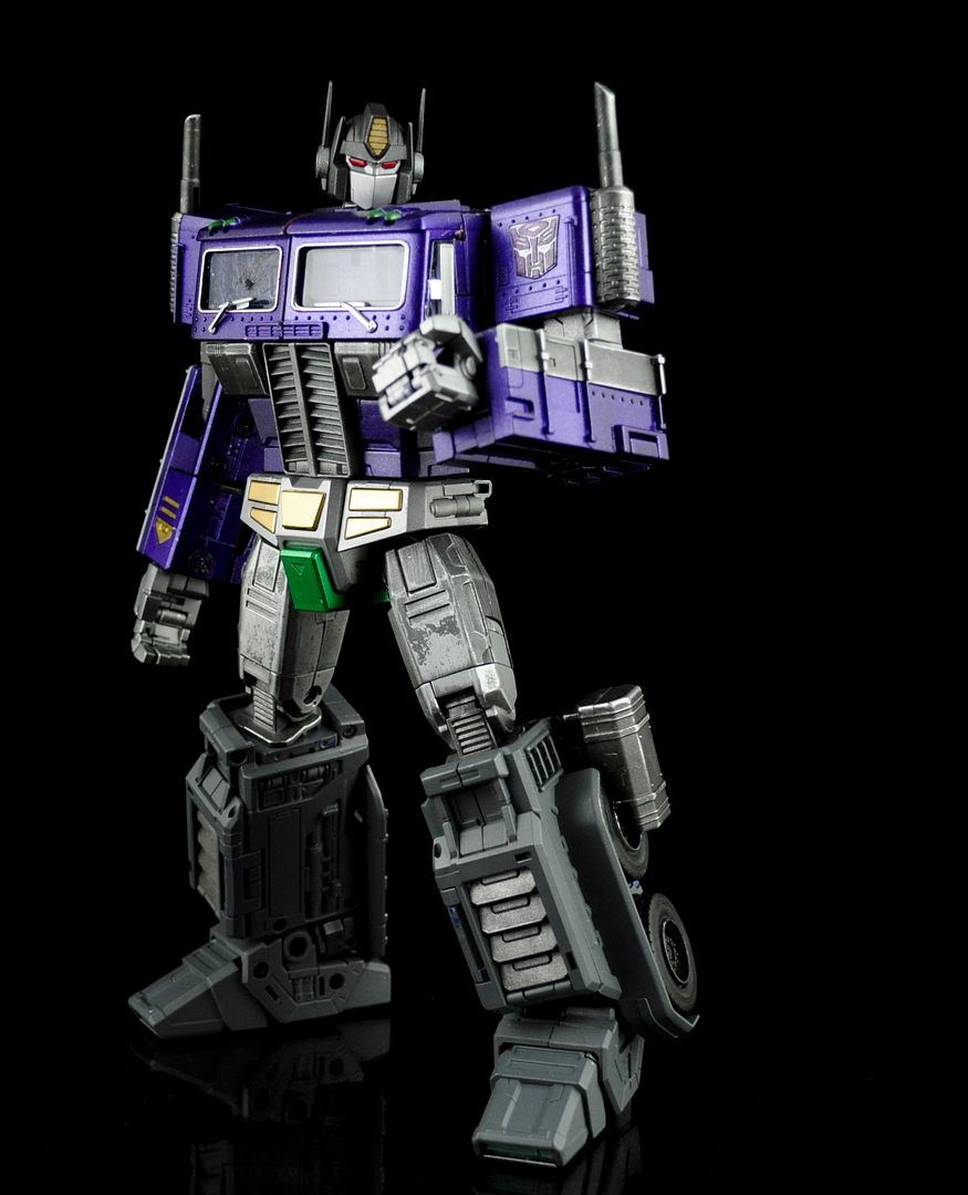 mp shattered glass optimus prime